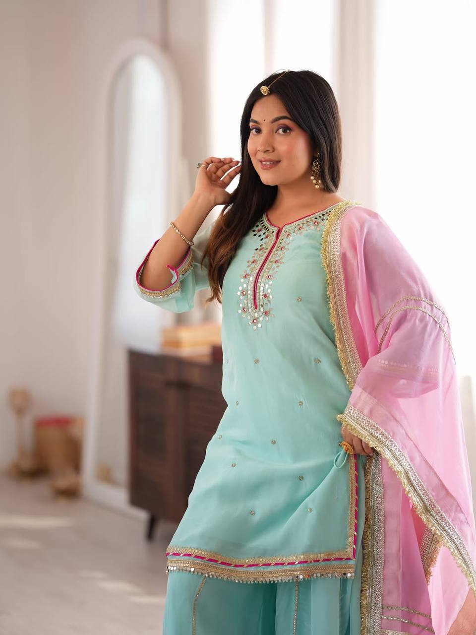 PREMIUM-FERTIGANZUG-SET AUS ANARKALI