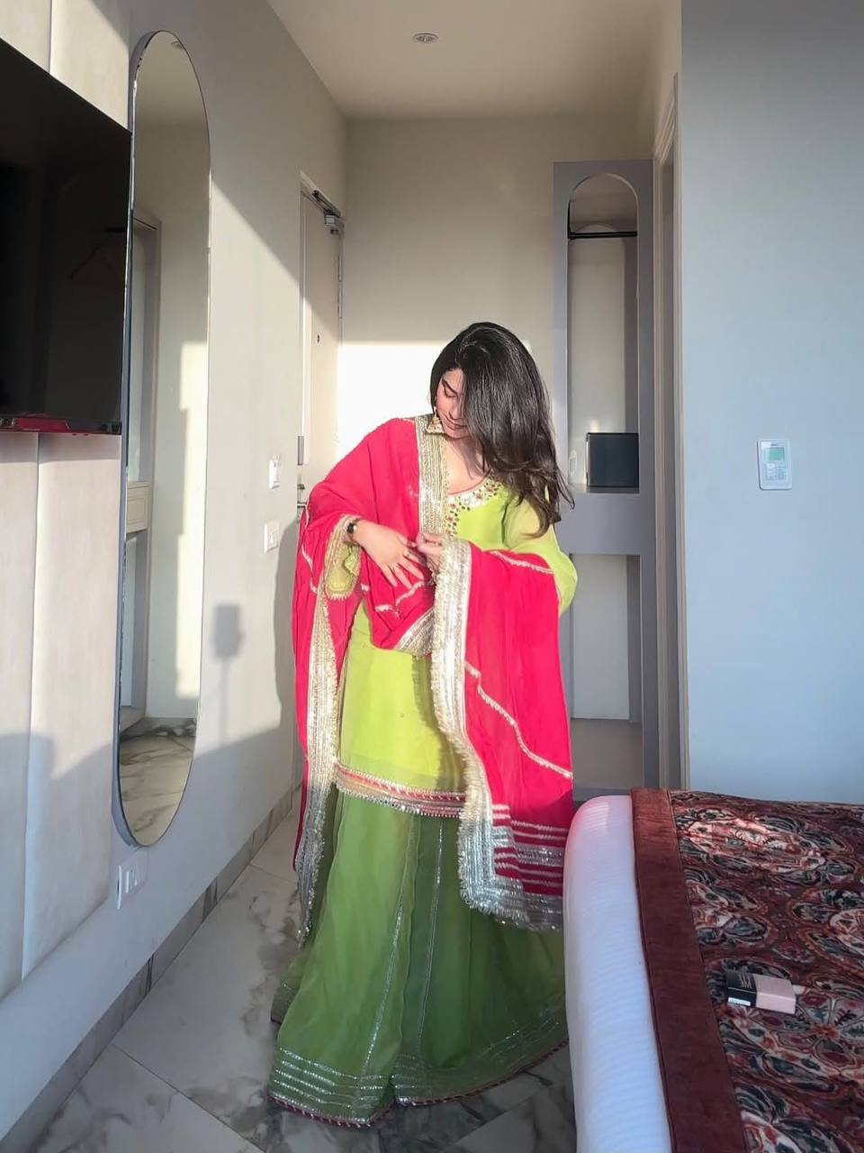 PREMIUM-FERTIGANZUG-SET AUS ANARKALI