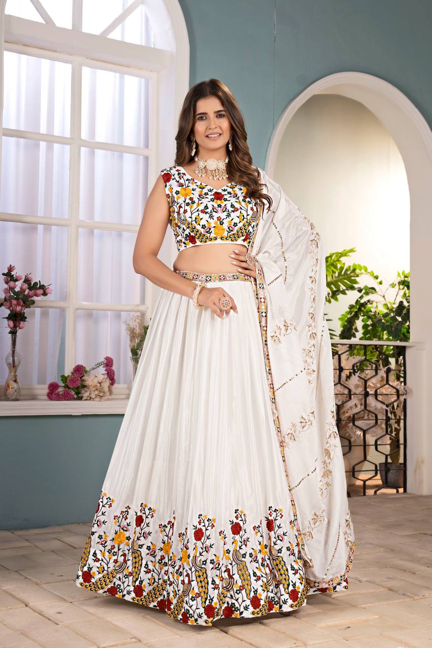 Einführung eines 4 Meter ausgestellten Coding Sequins Work Lehenga