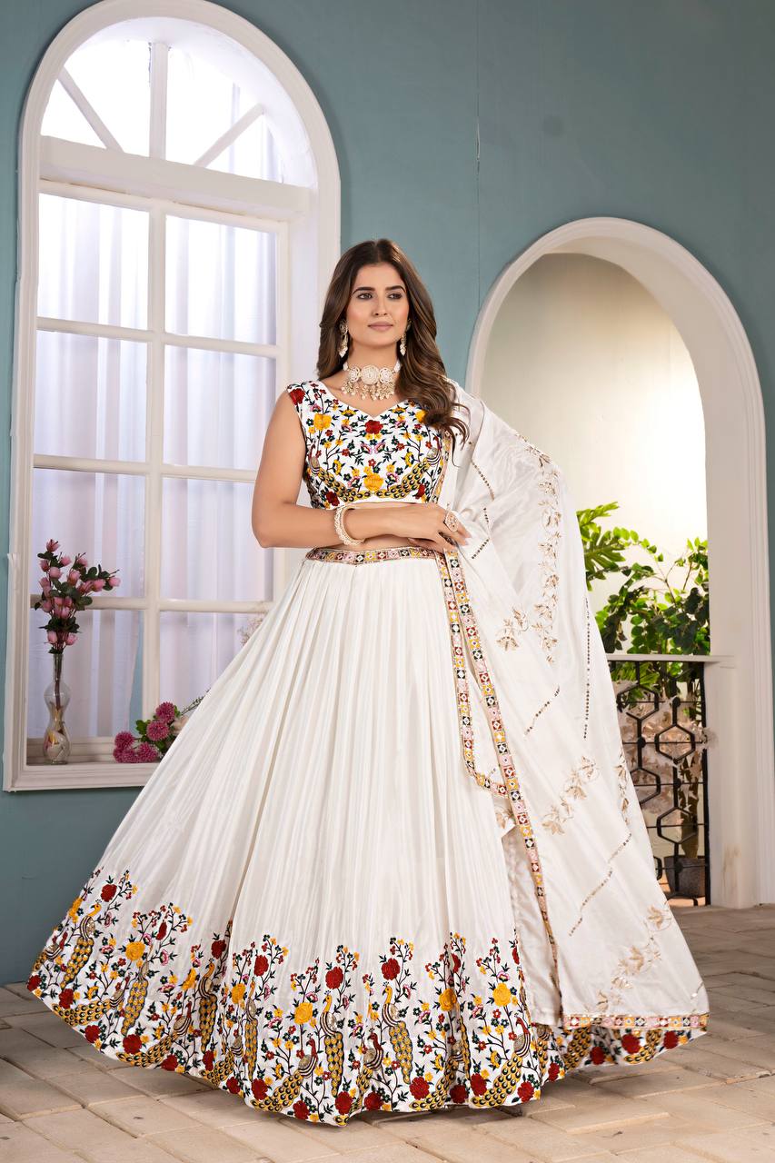 Einführung eines 4 Meter ausgestellten Coding Sequins Work Lehenga