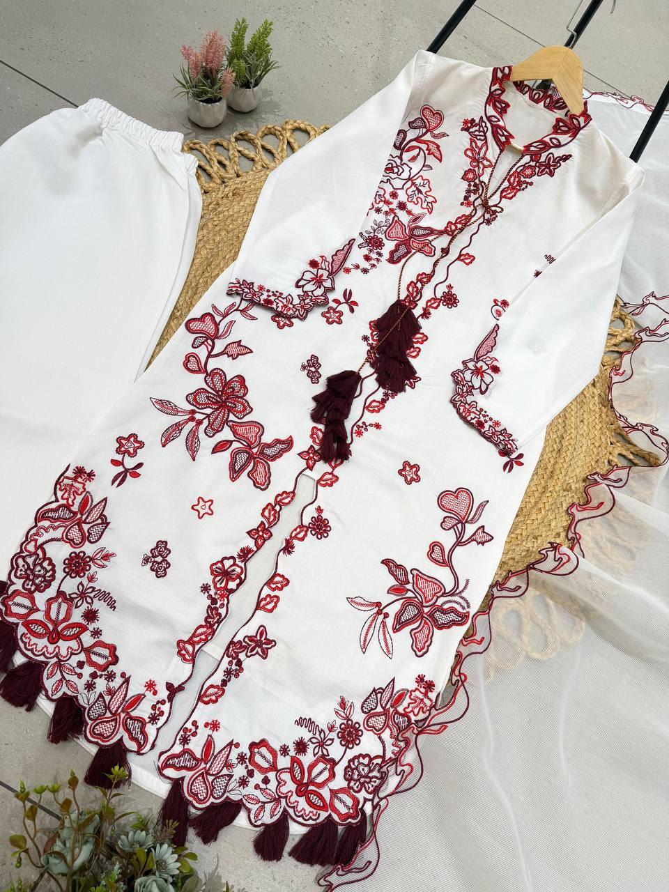PREMIUM-FERTIGANZUG-SET AUS ANARKALI