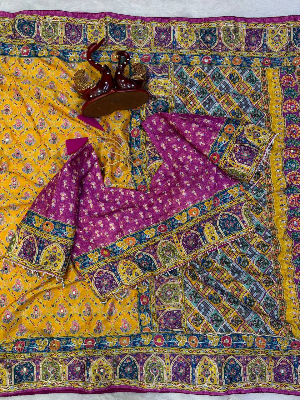 Soft Chinnon with beautiful print saree