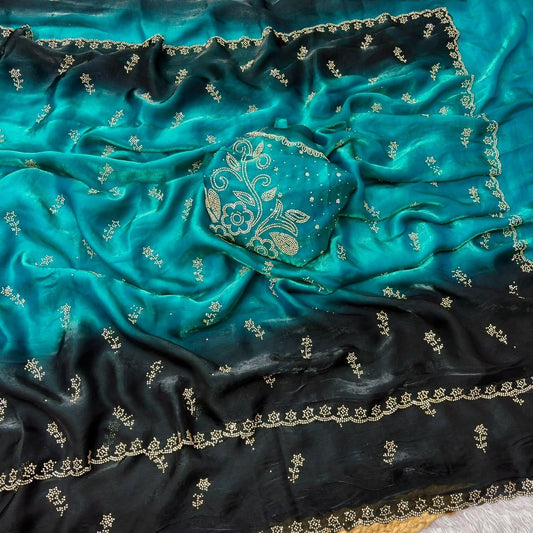 Suche jemanden für einen schönen Sari in der gleichen Farbe
