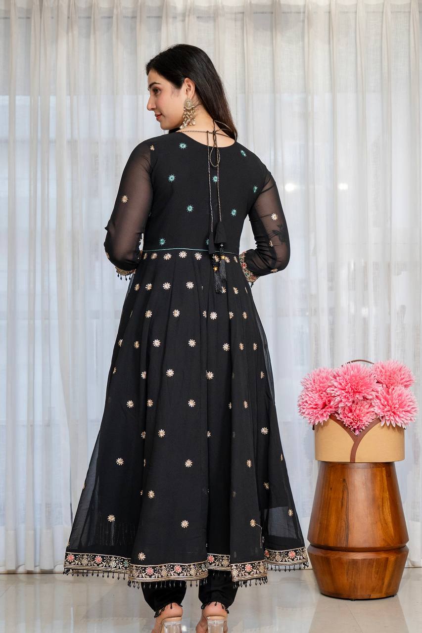 Faux Blooming With Heavy 3/mm Sequins & Zari work suit