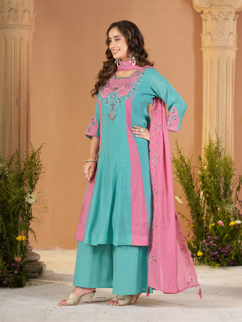 PREMIUM-FERTIGANZUG-SET AUS ANARKALI