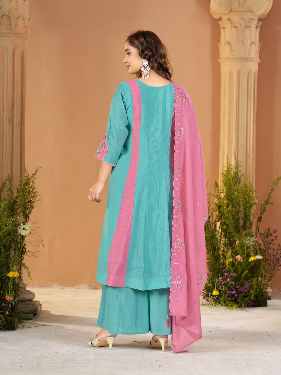 PREMIUM-FERTIGANZUG-SET AUS ANARKALI