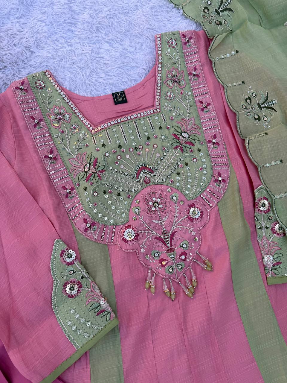 PREMIUM-FERTIGANZUG-SET AUS ANARKALI
