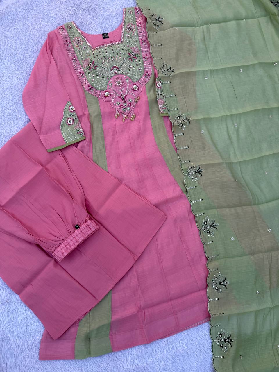 PREMIUM-FERTIGANZUG-SET AUS ANARKALI