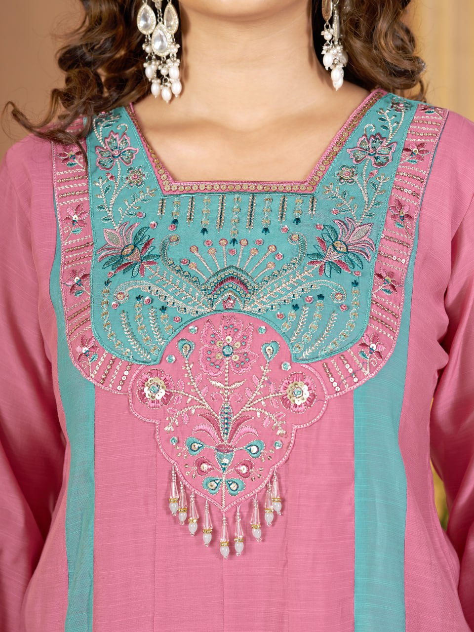 PREMIUM-FERTIGANZUG-SET AUS ANARKALI