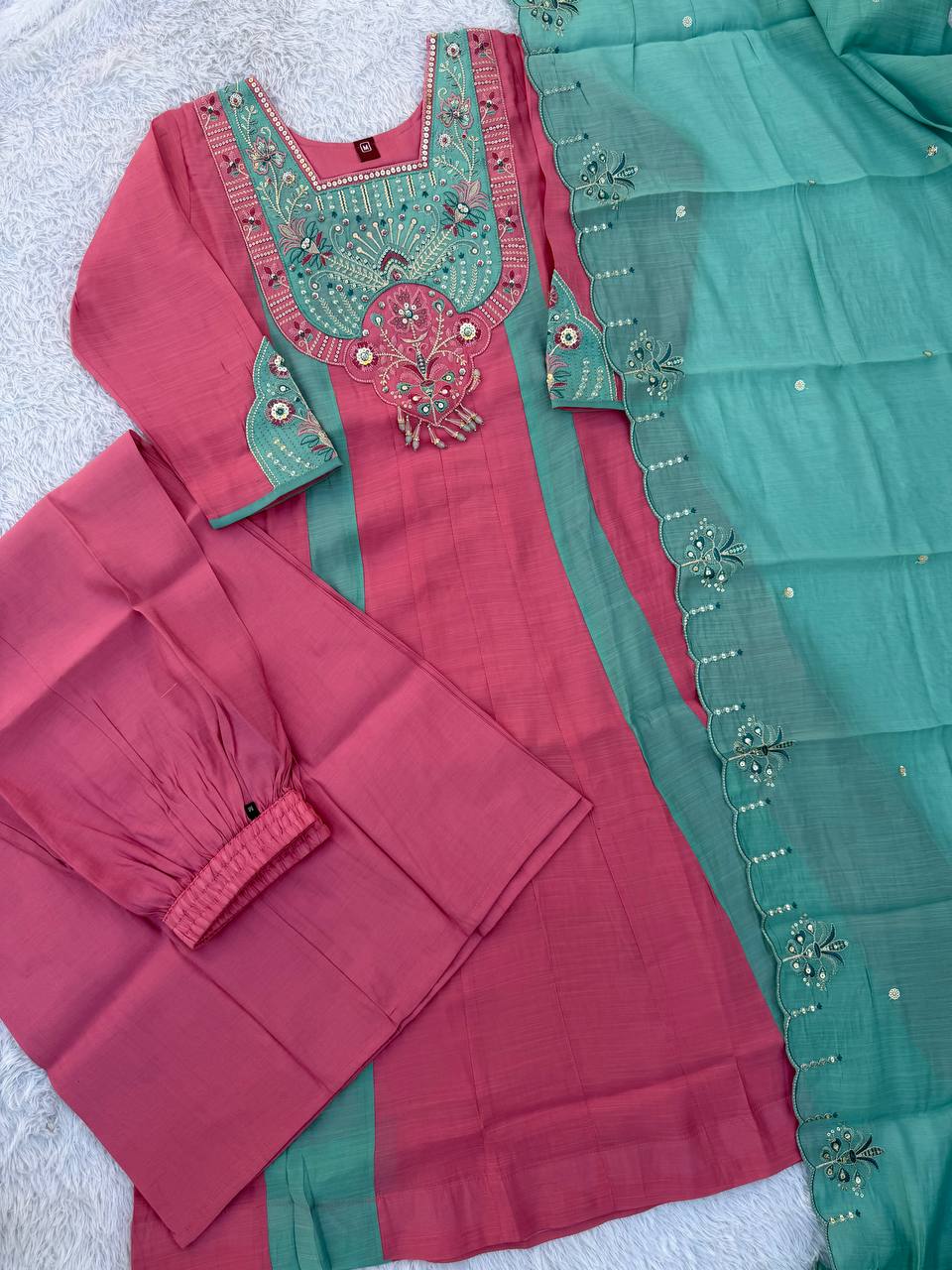 PREMIUM-FERTIGANZUG-SET AUS ANARKALI