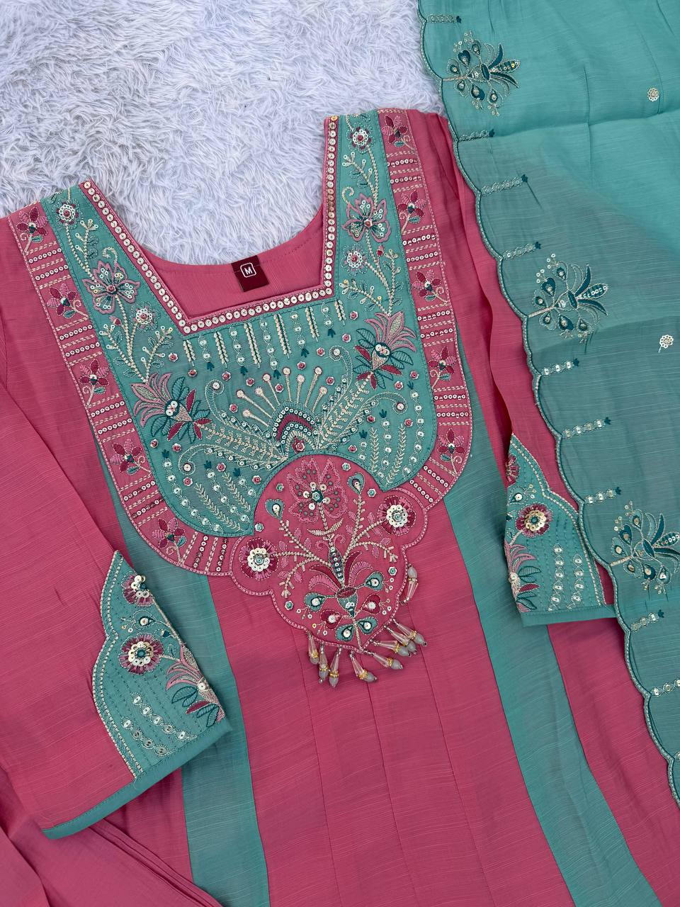 PREMIUM-FERTIGANZUG-SET AUS ANARKALI