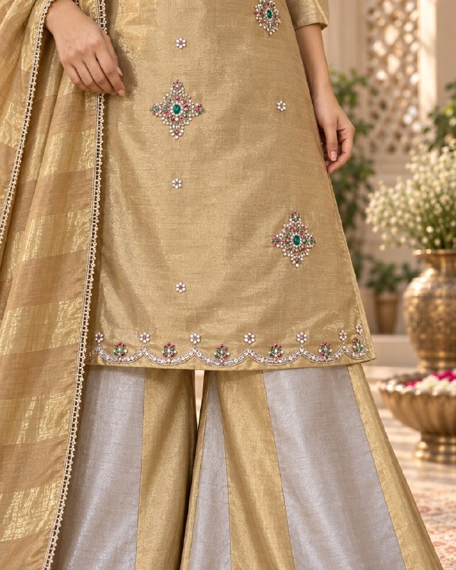 PREMIUM-FERTIGANZUG-SET AUS ANARKALI