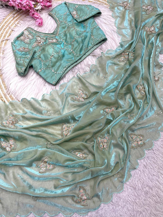 Beautiful khatli Brits work along with all over arco bodar saree