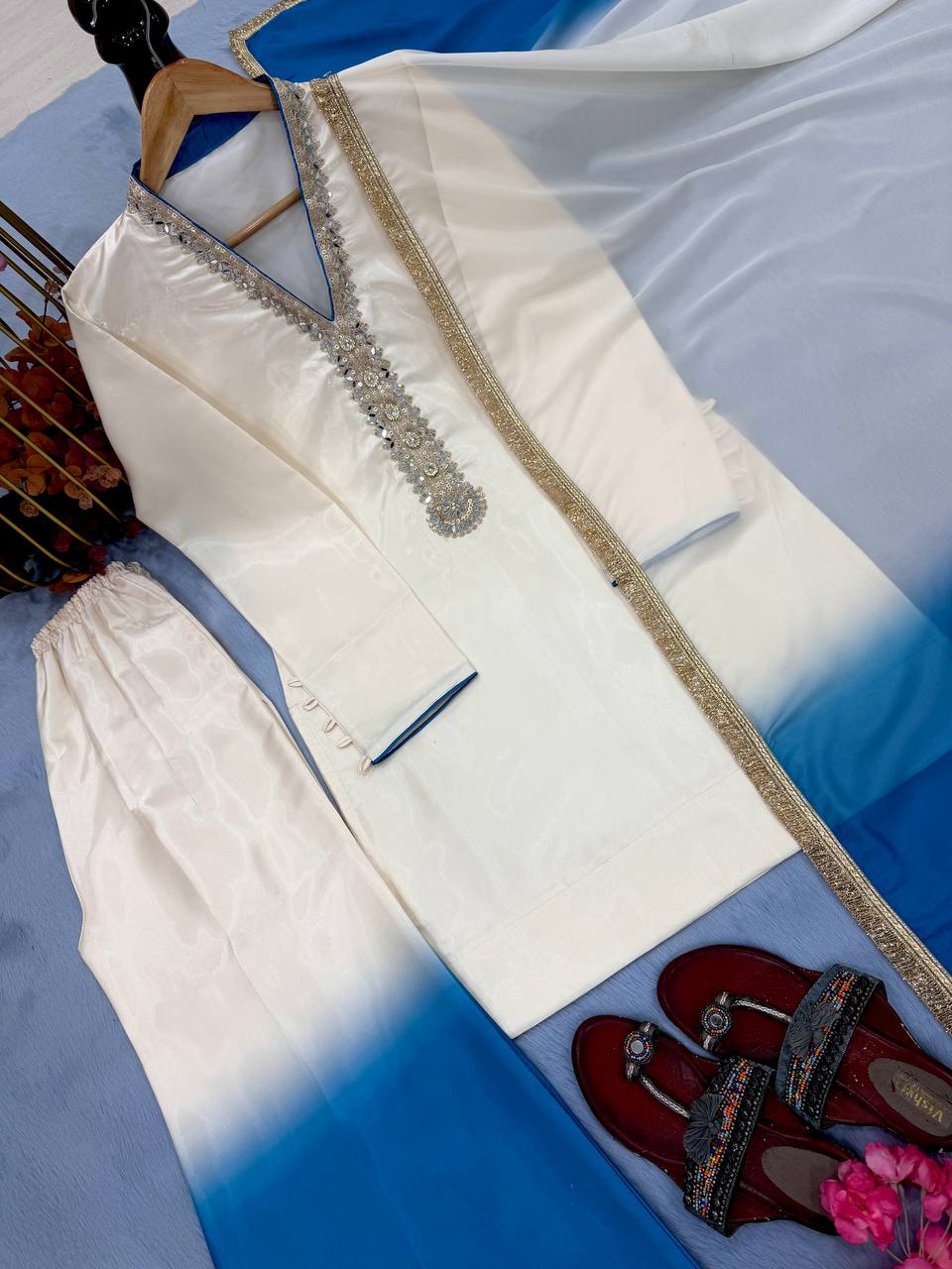 Launching New Đěsigner Party Wear Look Pur Roman Glass Top &Fancy Palazzo