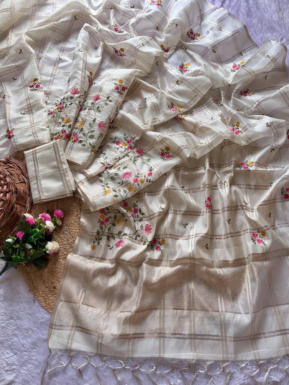 Superb Soft Tusser silk  fabric with zari chex fabric saree