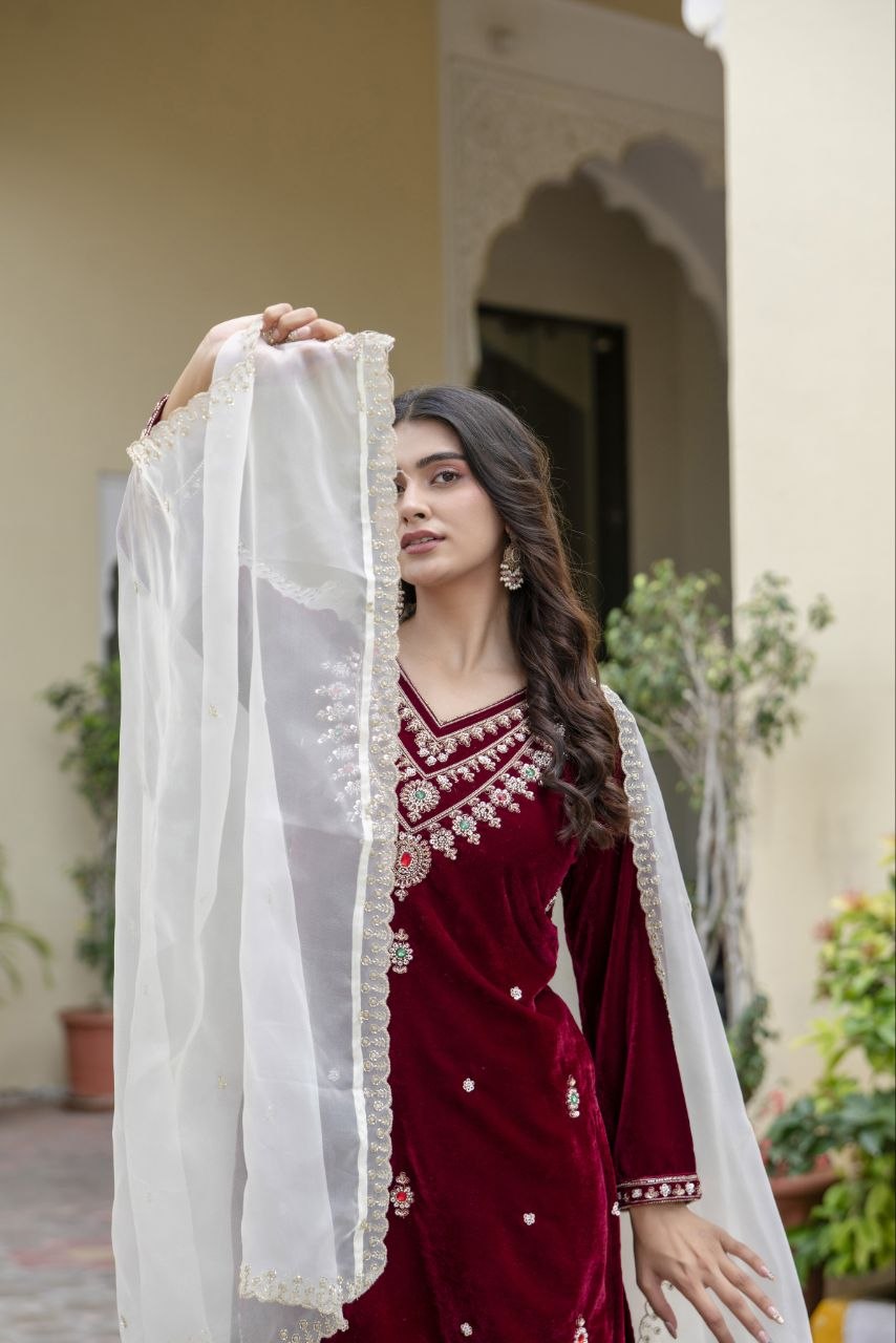 Presenting New Ready Made Kurti Pant Dupatta Collection
