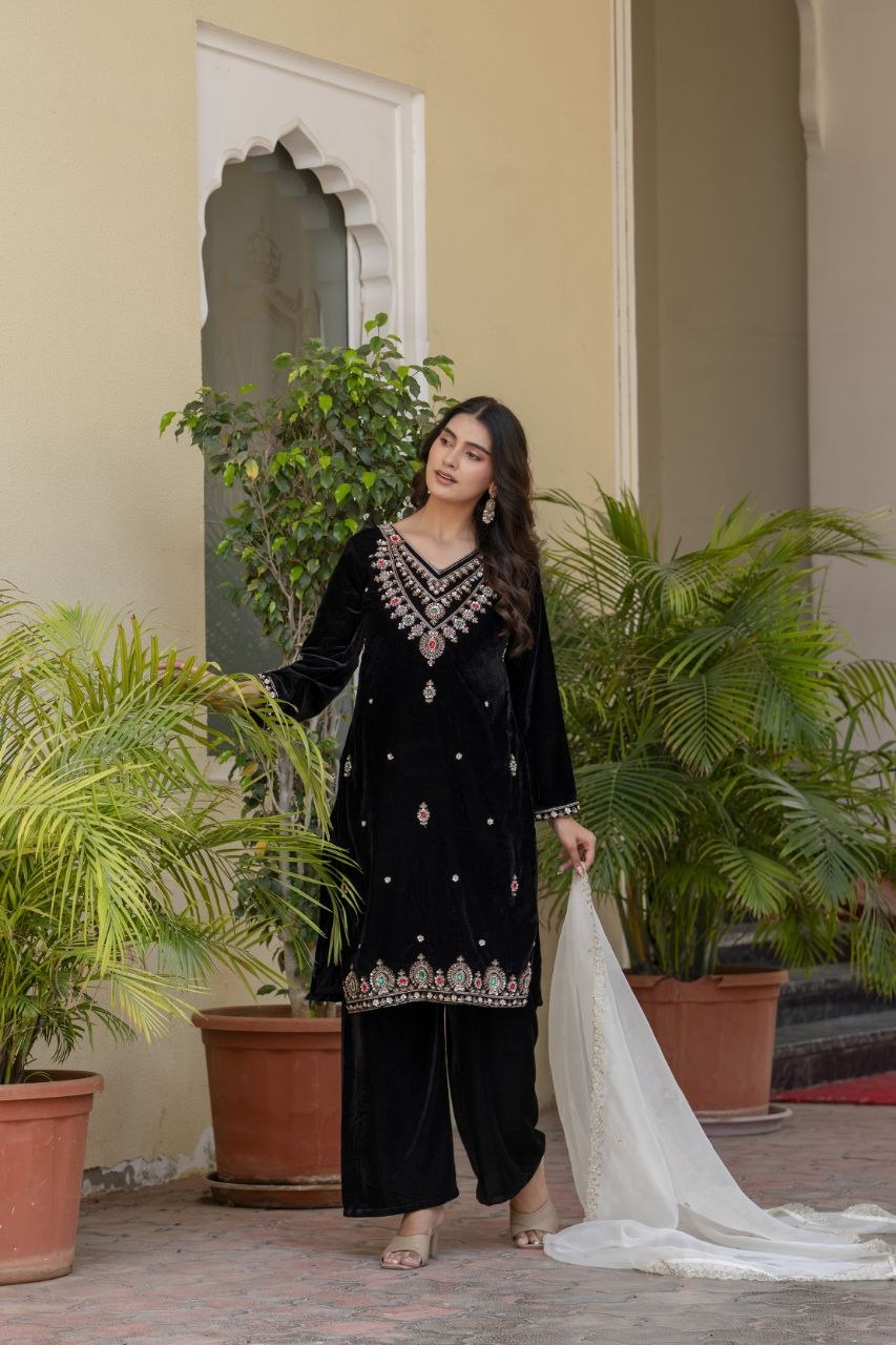 Presenting New Ready Made Kurti Pant Dupatta Collection