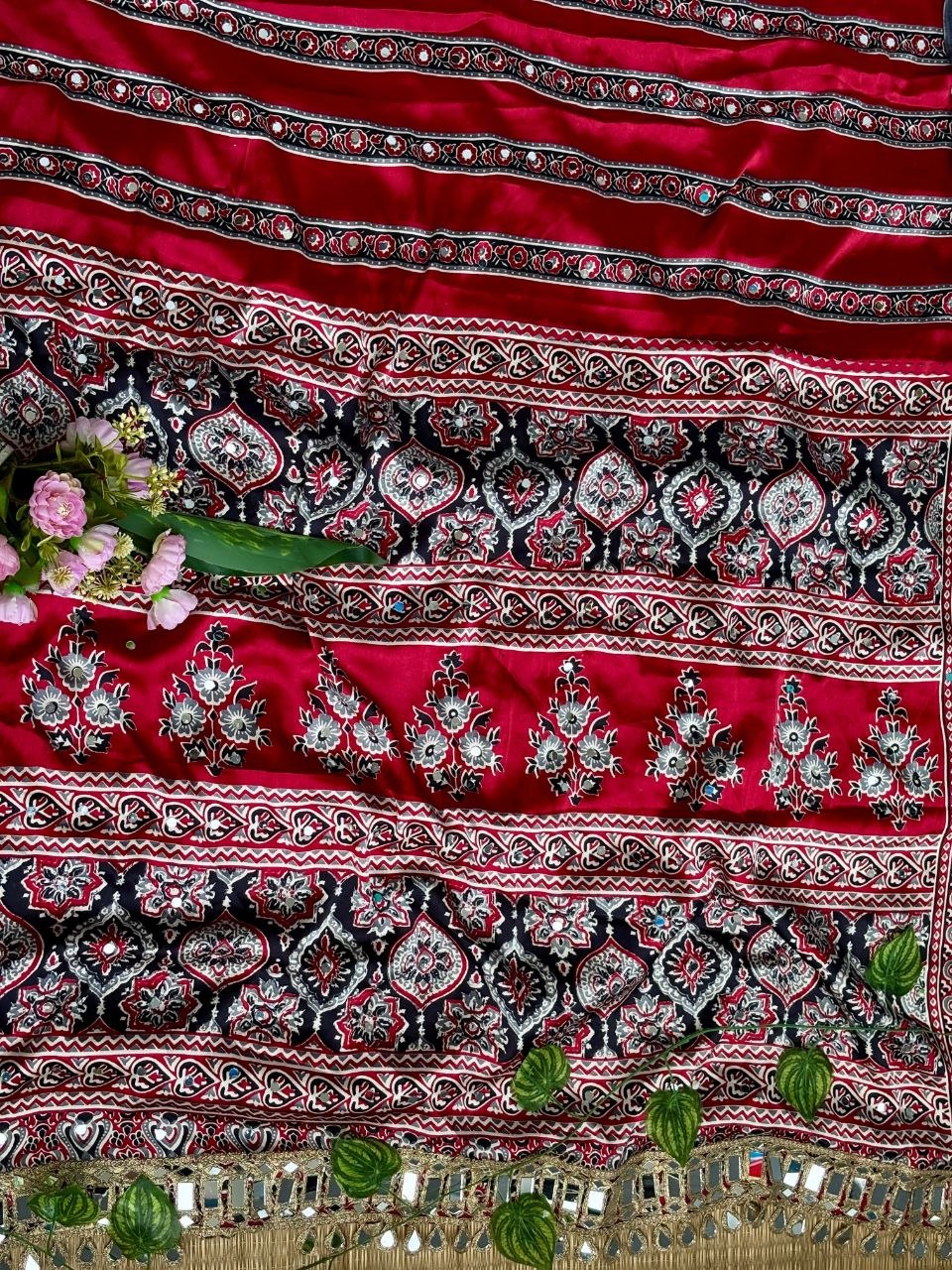 Very Soft and Elegant Rich look Original Japan Sartin Ajarak Print Saree