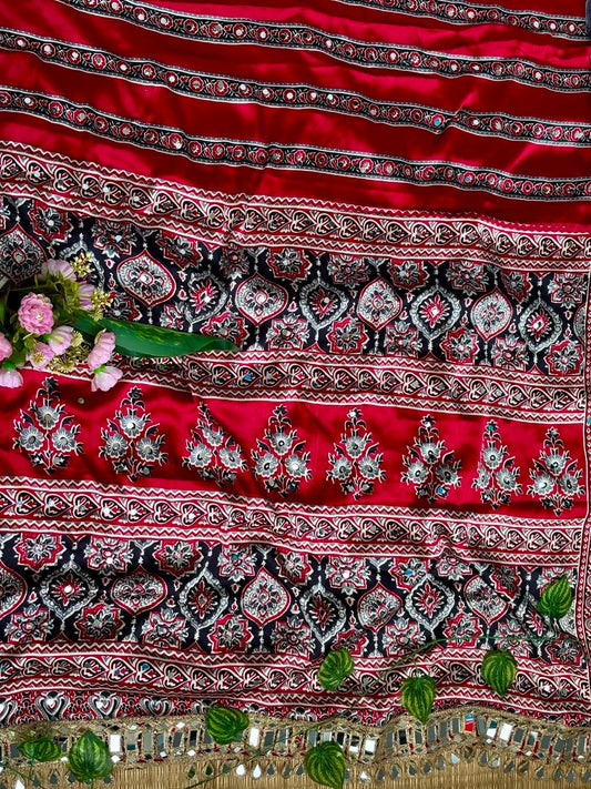 Very Soft and Elegant Rich look Original Japan Sartin Ajarak Print Saree