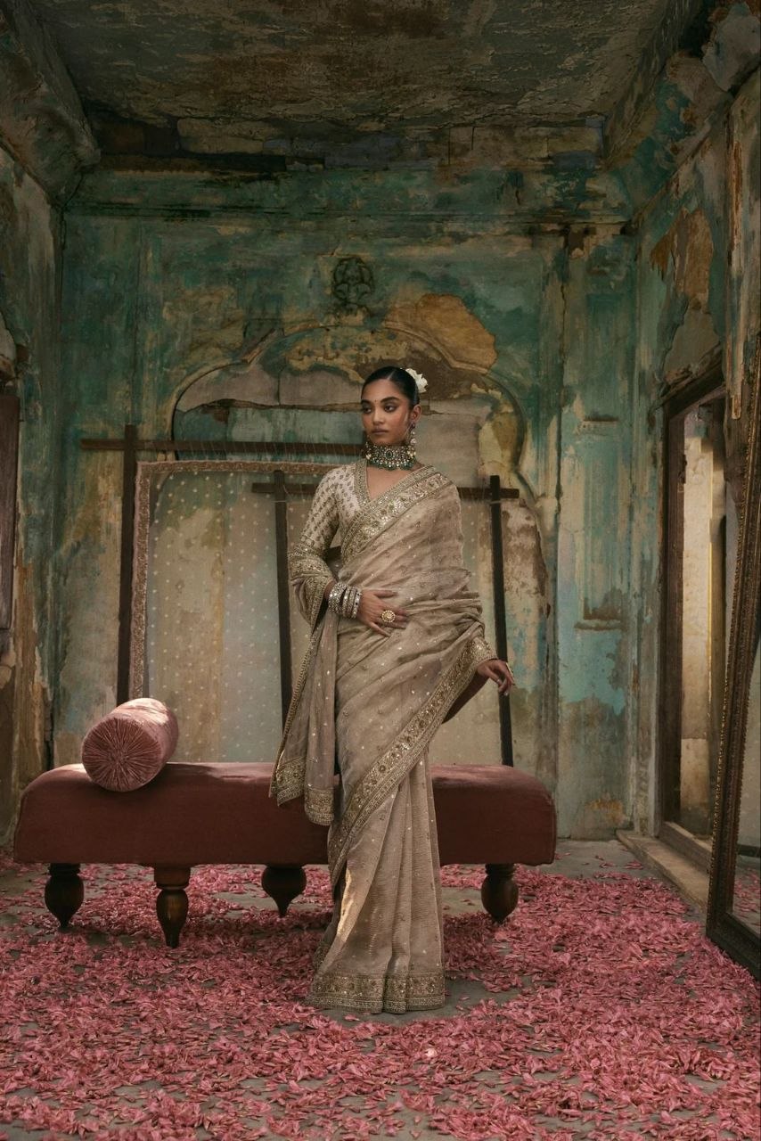Presenting You Most Beautiful Latest Saree Collection