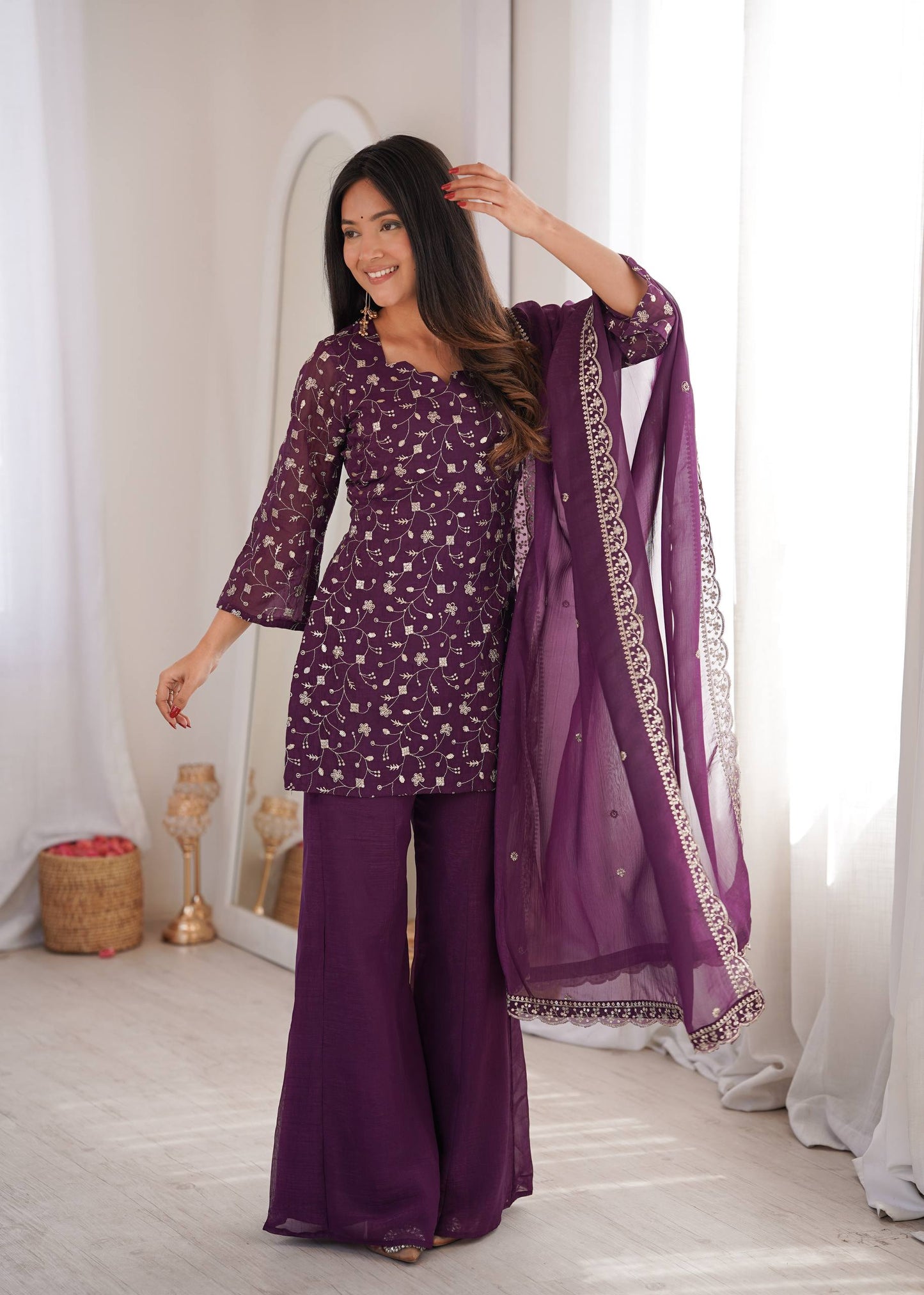 CRUNCHY SILK FABRIC WITH EMBROIDERY SEQUENCE AND JARI WORK SUIT