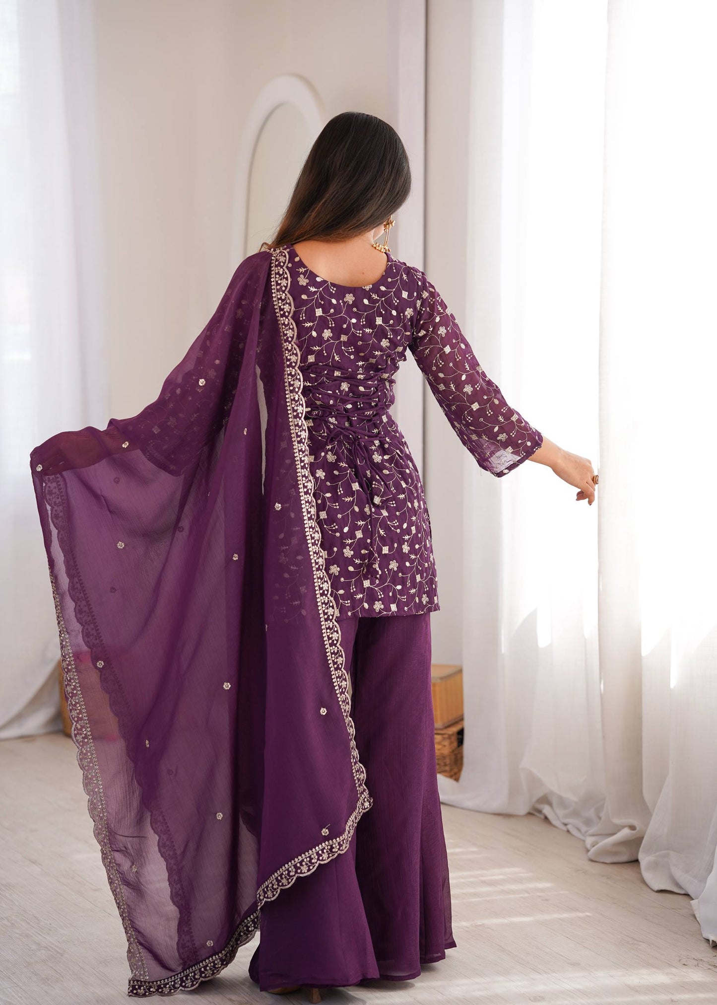 CRUNCHY SILK FABRIC WITH EMBROIDERY SEQUENCE AND JARI WORK SUIT