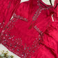 Kleid aus Georgette-Imitat mit üppiger Paillettenstickerei