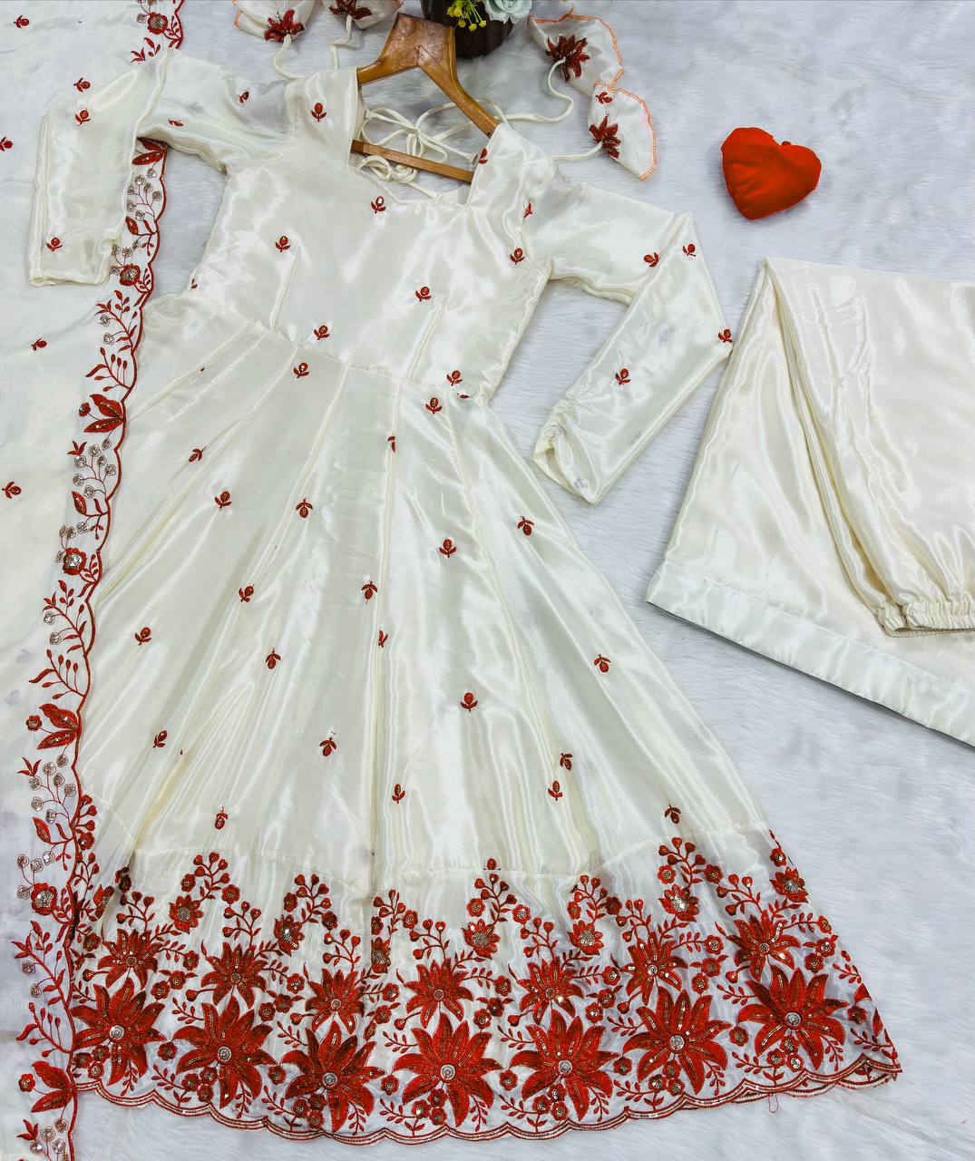 PREMIUM READYMADE LUXURY ANARKALI SUIT SET [3 PIS]