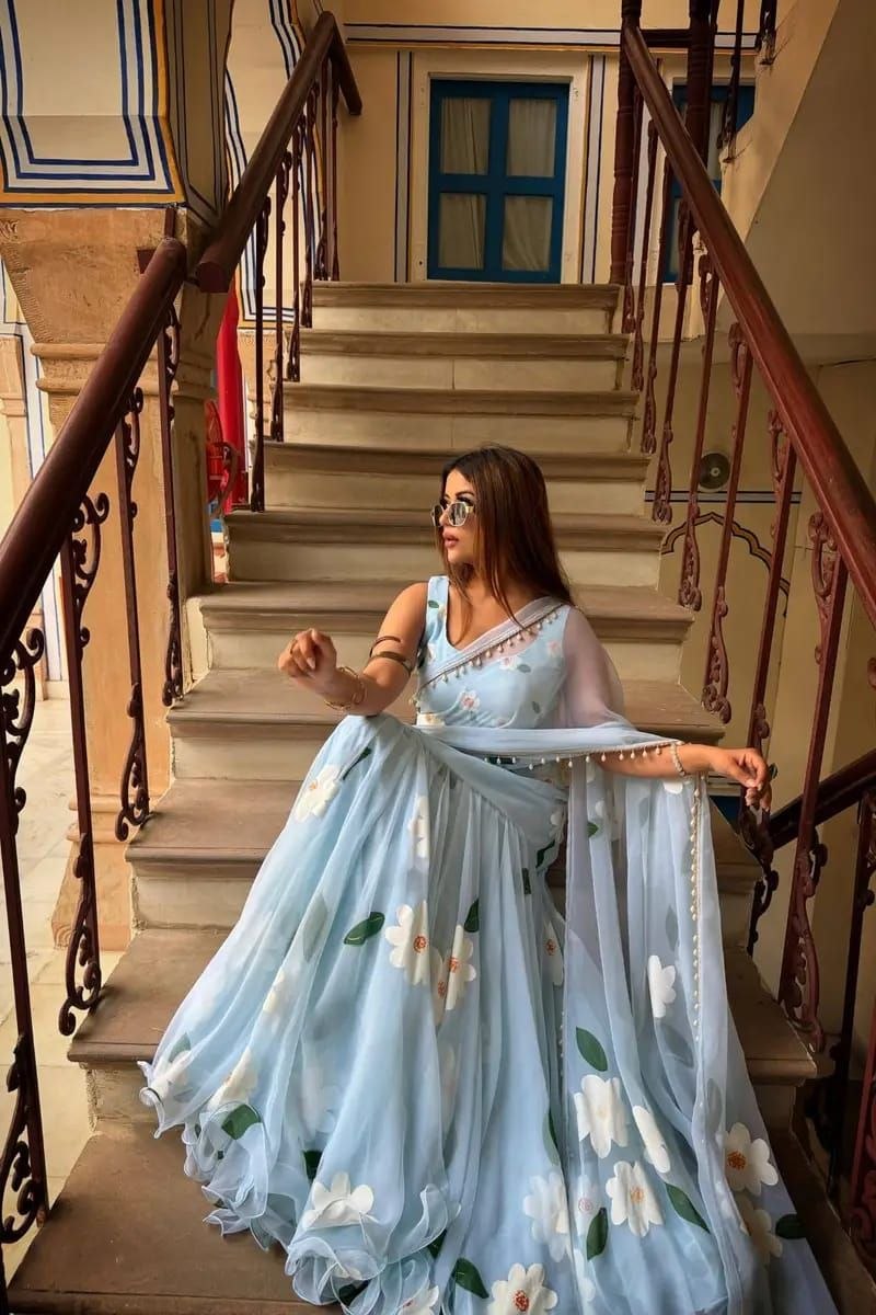 Presenting You Most Beautiful Latest Ready To Wear Lehenga Saree
