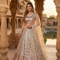 Sehen Sie umwerfend aus in diesem wunderschönen cremefarbenen Lehenga-Set