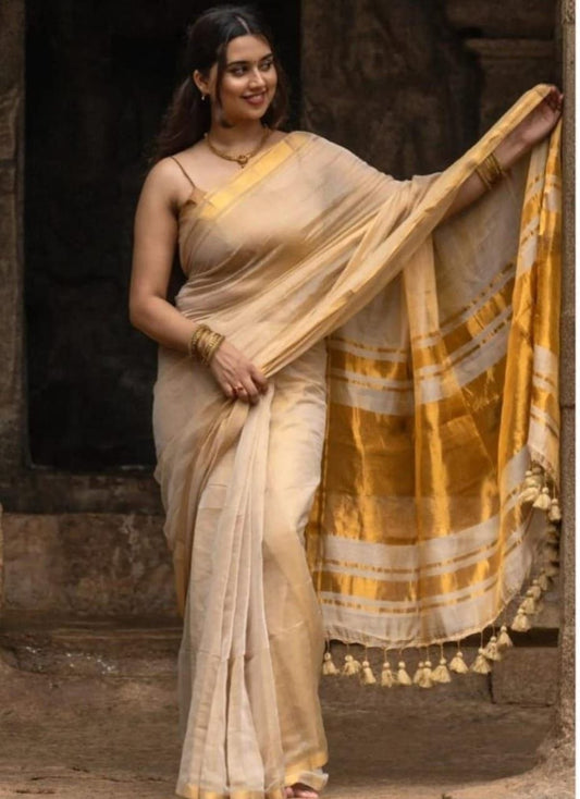 elegant saree is crafted from lightweight saree