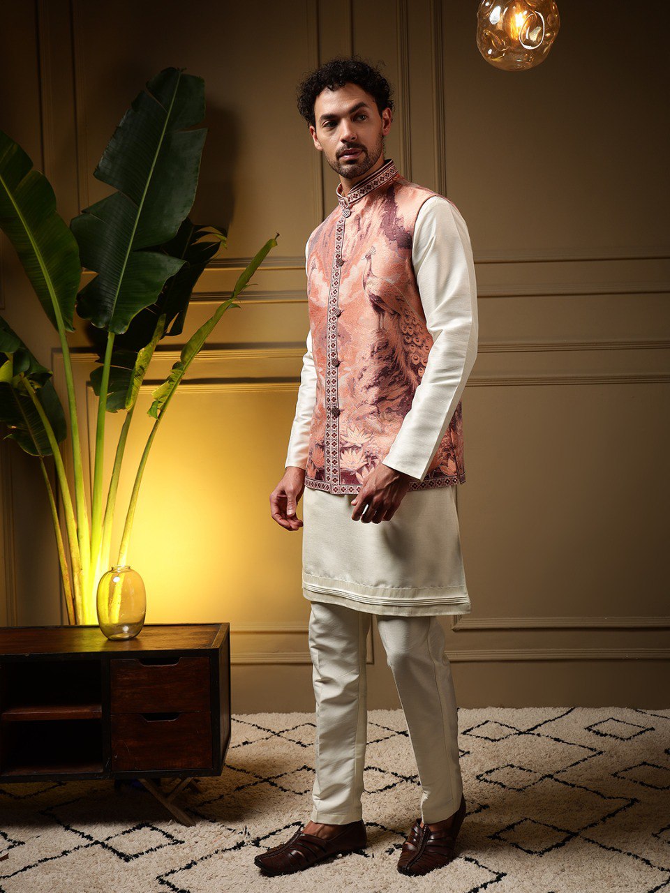 Presenting Koti Kurta With Pant set