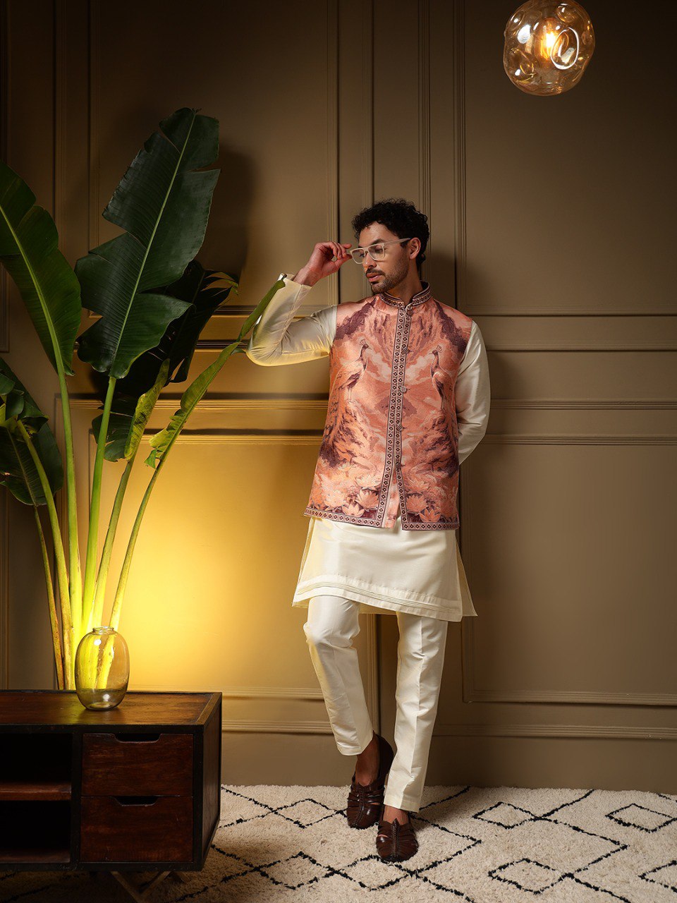 Presenting Koti Kurta With Pant set