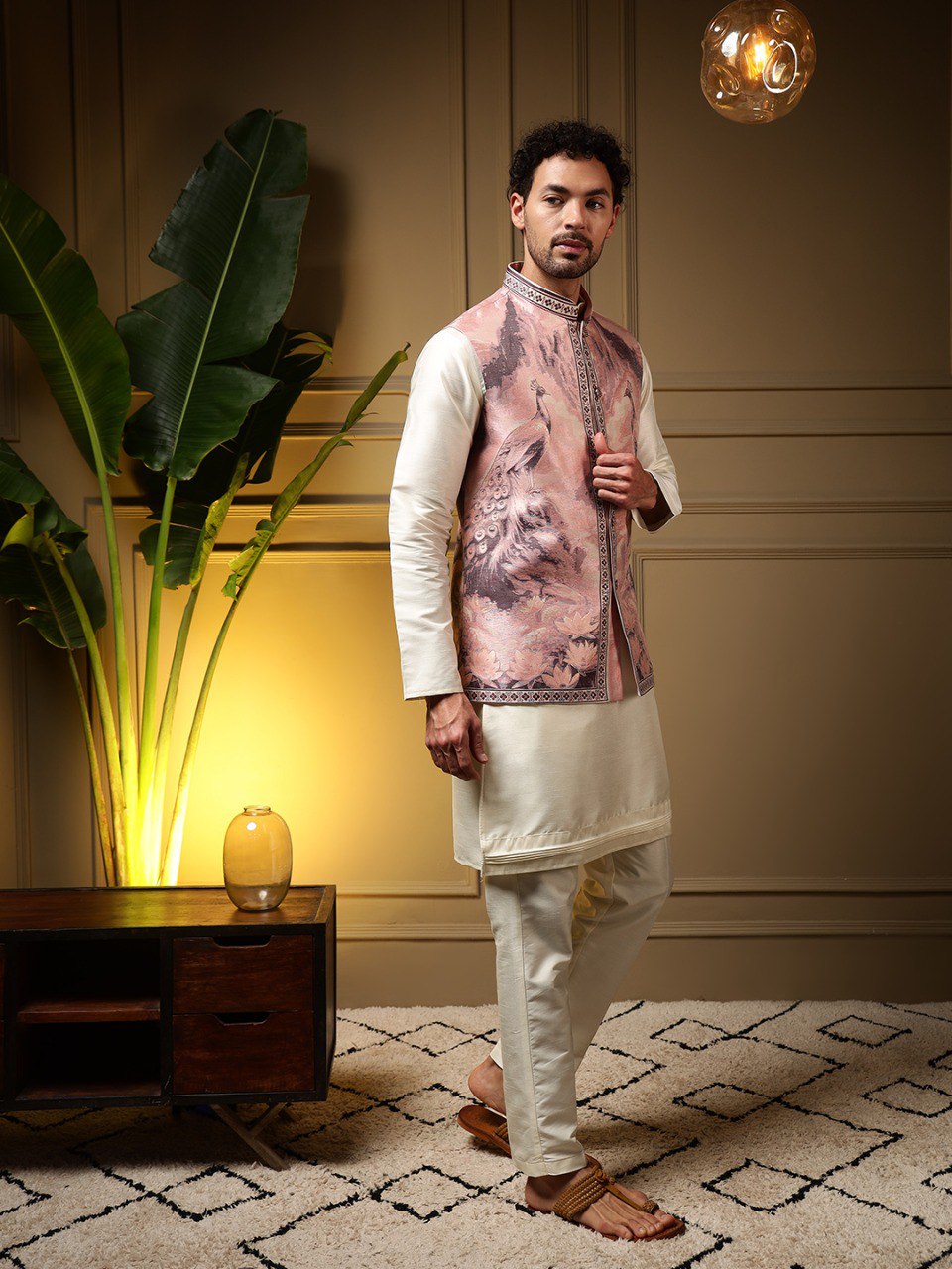 Presenting Koti Kurta With Pant set
