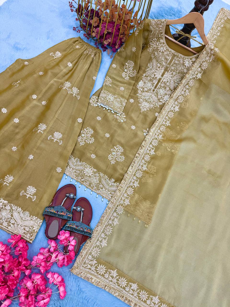 Launching New Đěsigner Party Wear Look Pur Nc Moss Silk Top & Palazzo With Dupatta