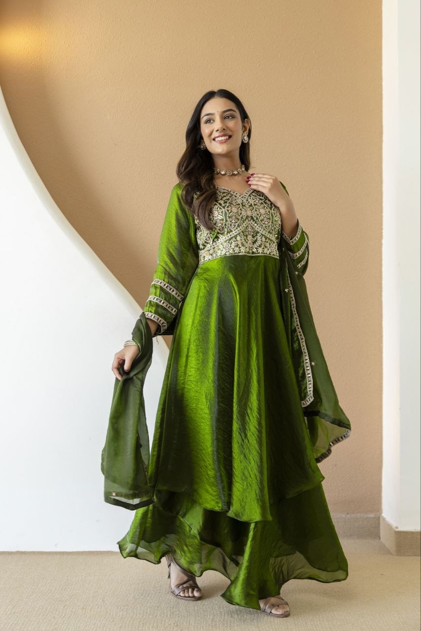 New Ready-made Collection With Fandy Silk Gown