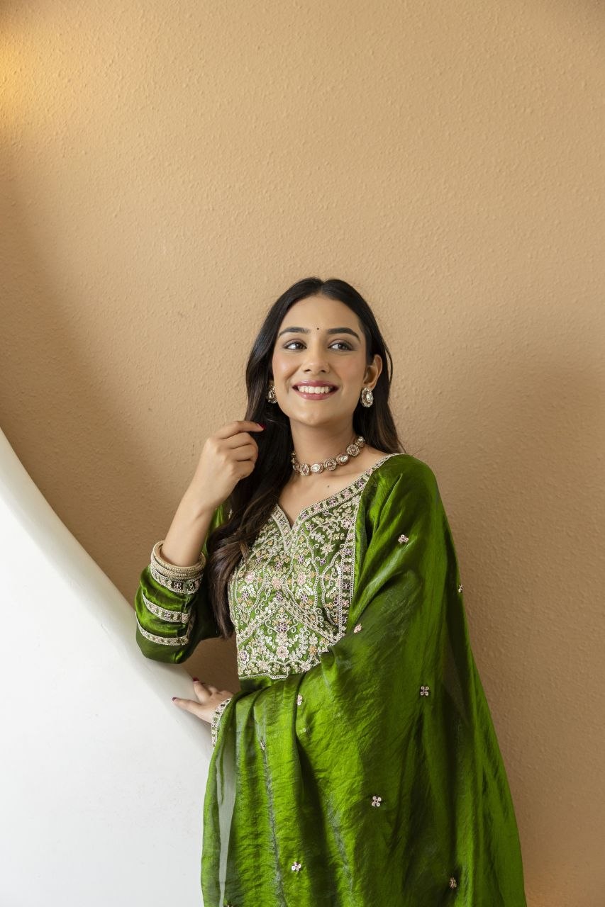 New Ready-made Collection With Fandy Silk Gown