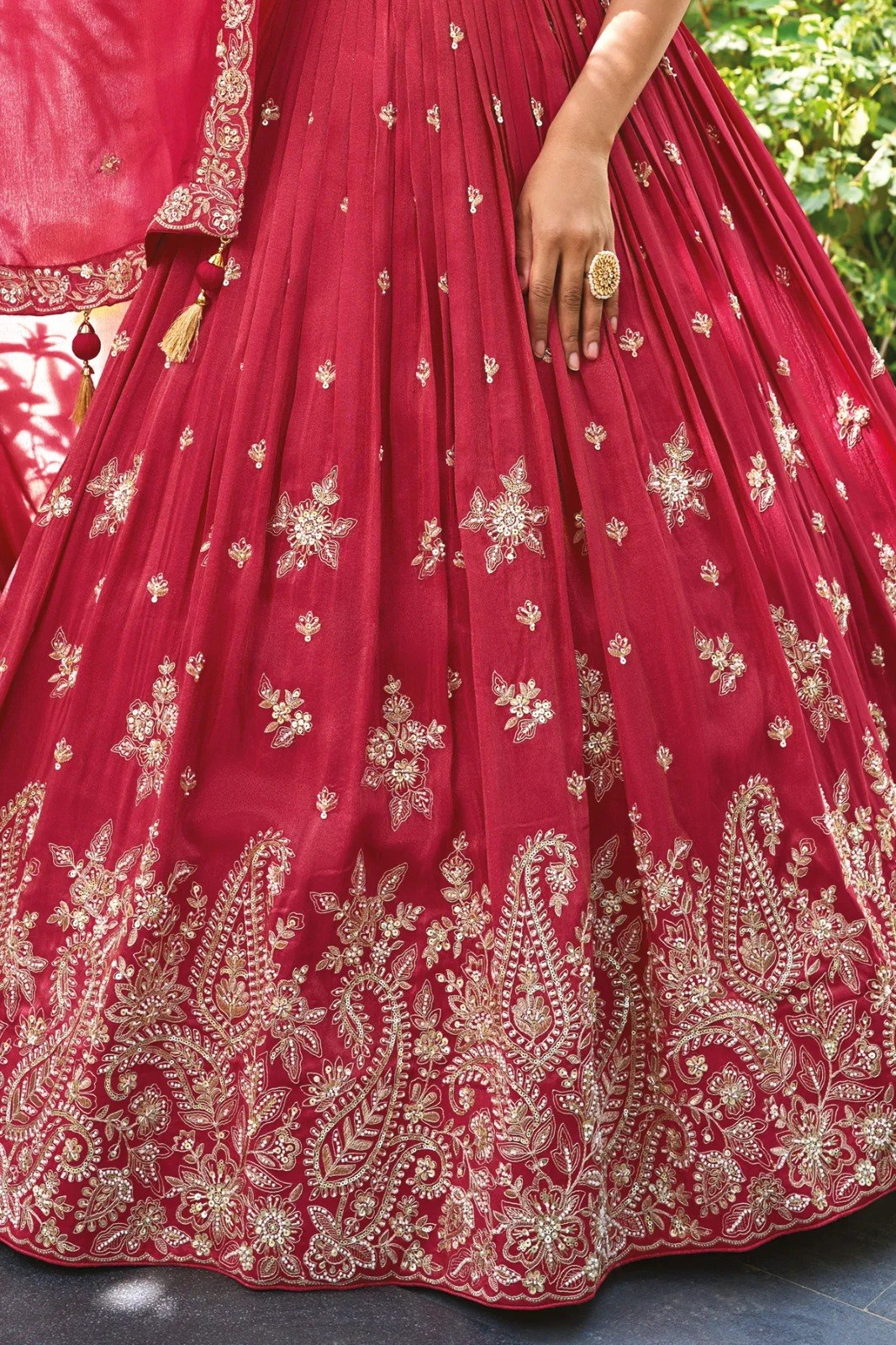 Soft & Flowing Chinon Elegant Zari Dori & Sequence Embroidery Lehenga