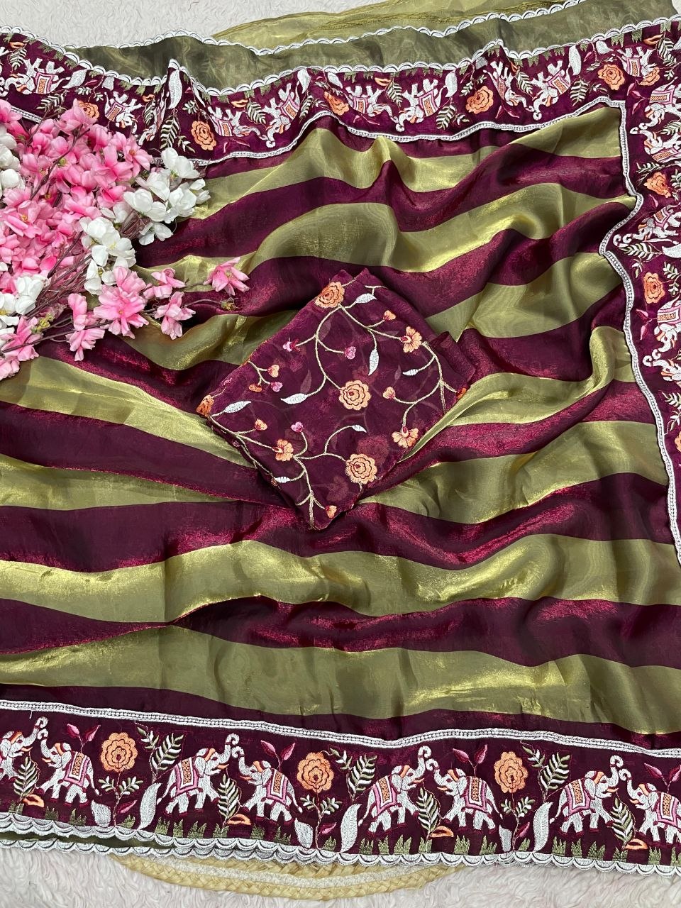 Presents New Bollywood Trending Design Saree
