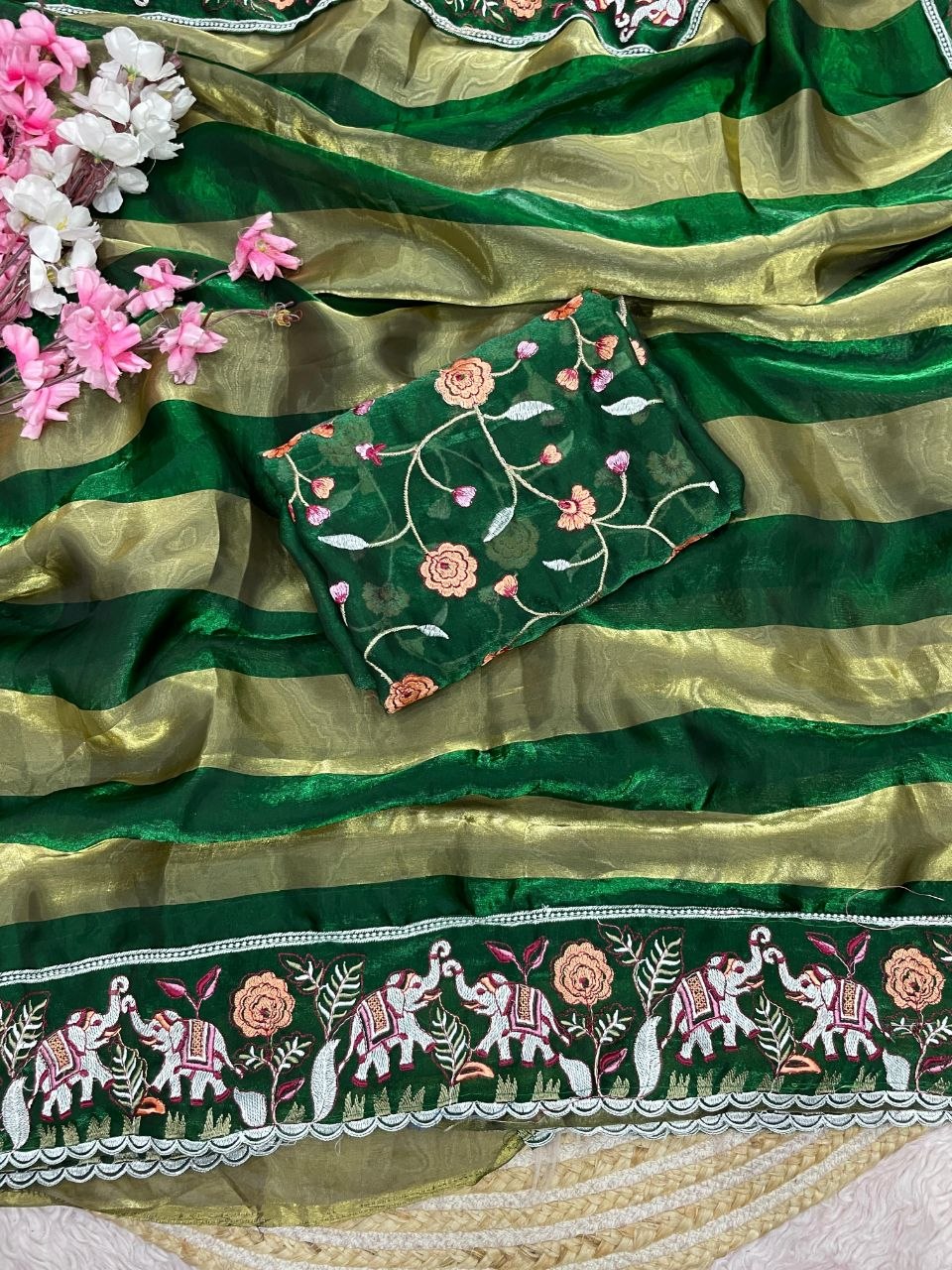 Presents New Bollywood Trending Design Saree