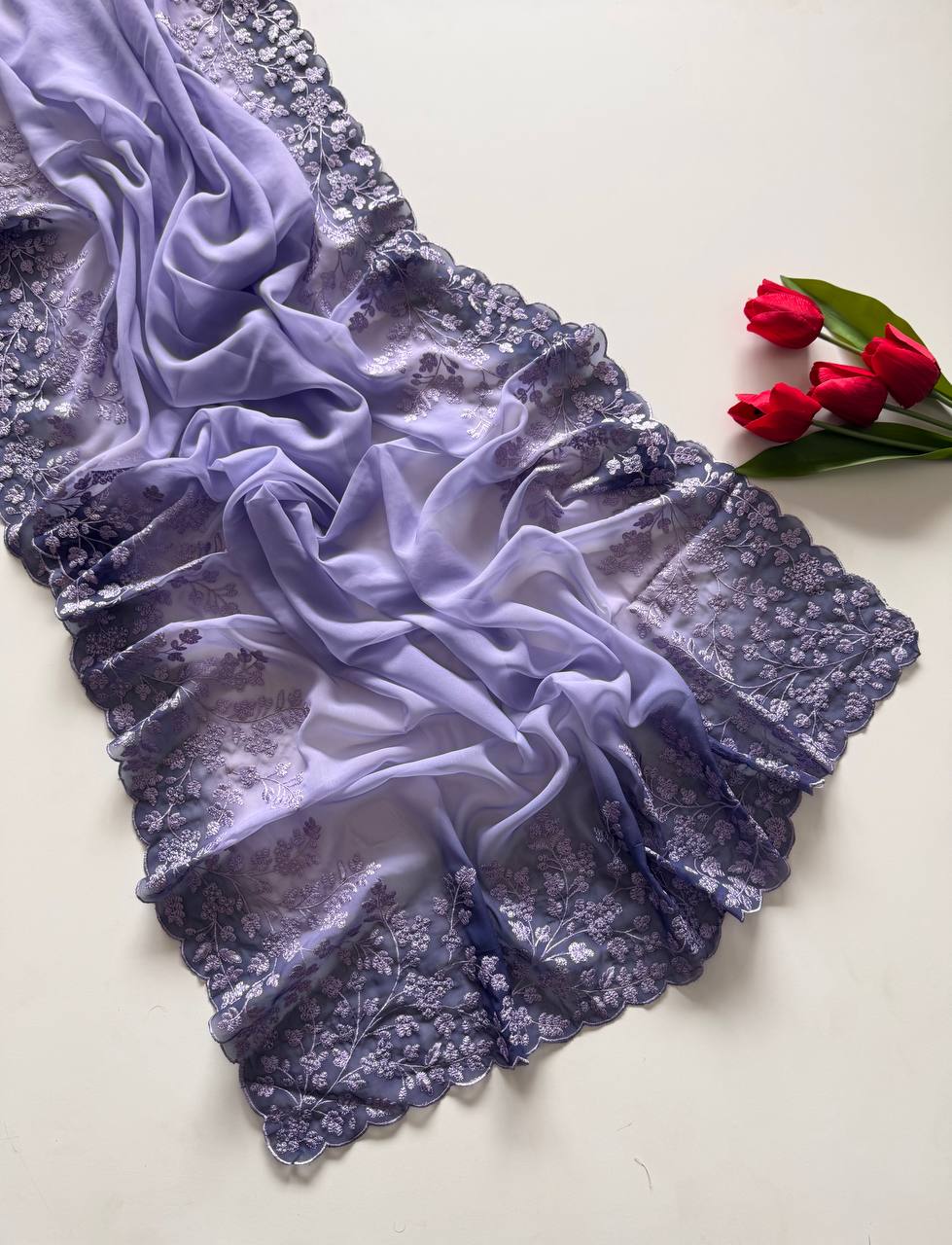 Soft & Flowing Georgette fabric saree