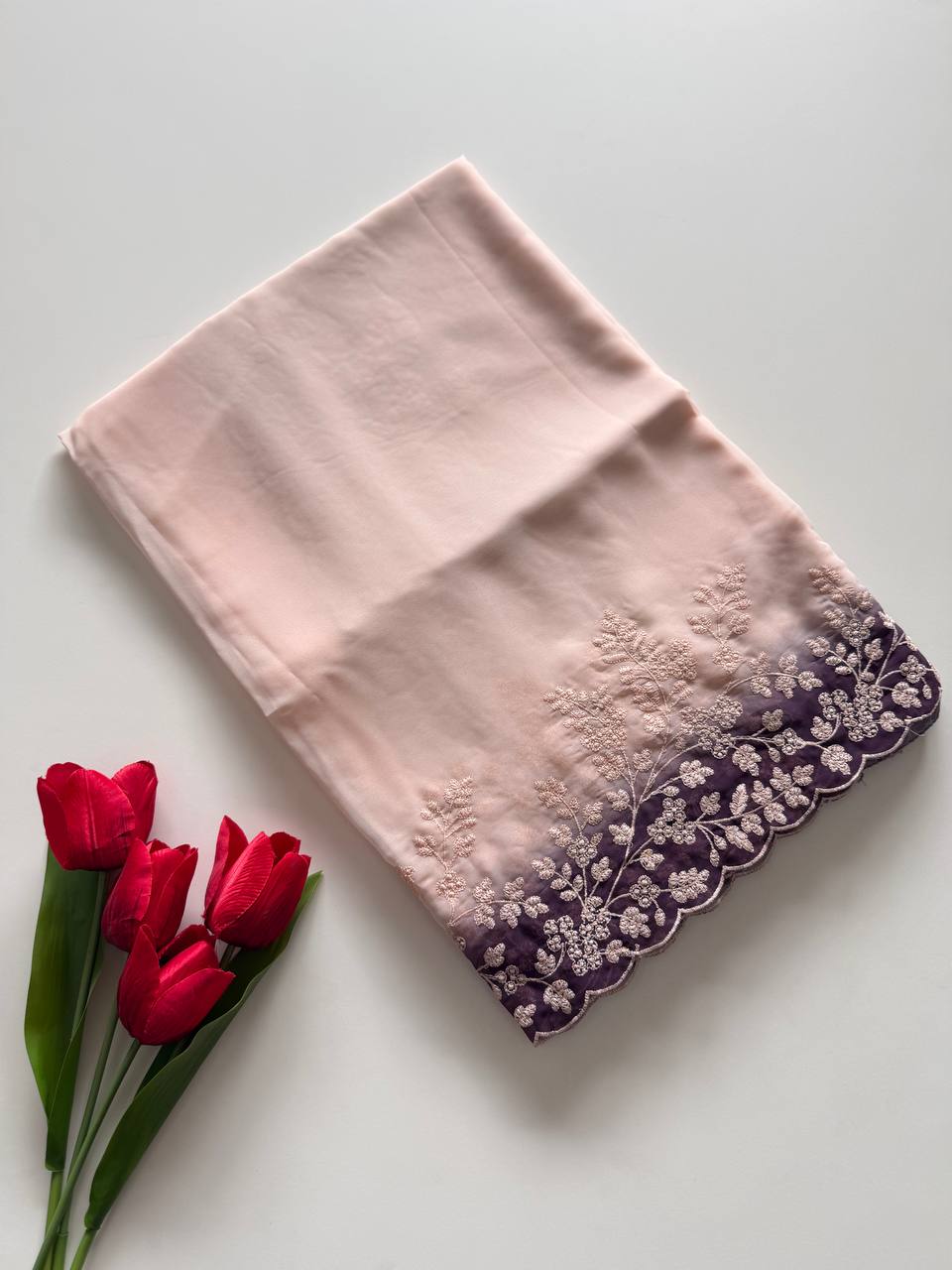Soft & Flowing Georgette fabric saree
