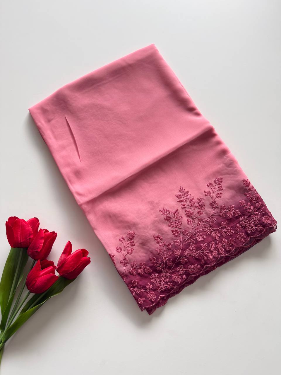 Soft & Flowing Georgette fabric saree