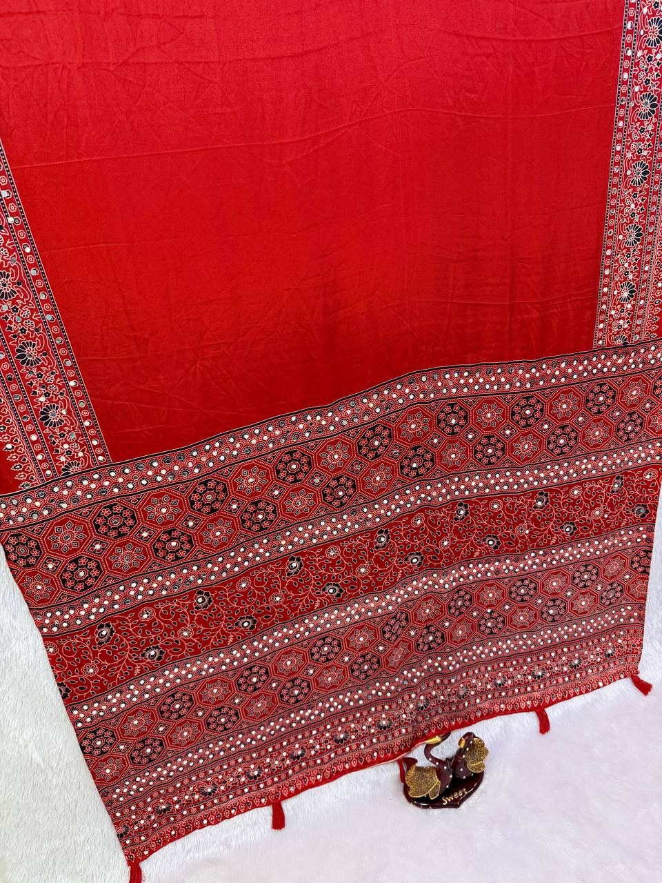 Soft crepe silk Beautiful Ajarakh print Saree