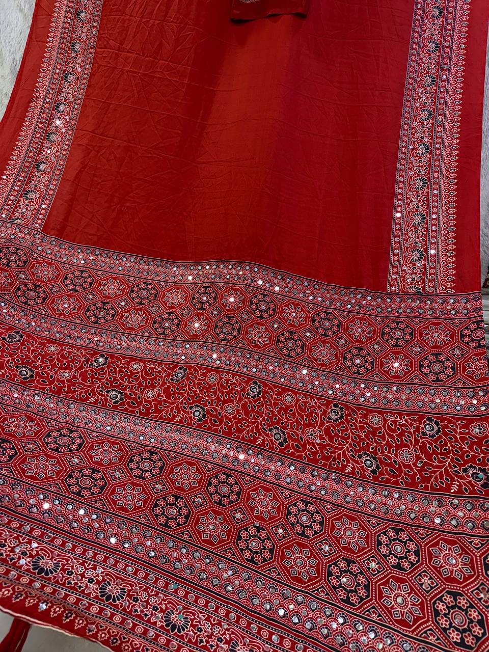 Soft crepe silk Beautiful Ajarakh print Saree