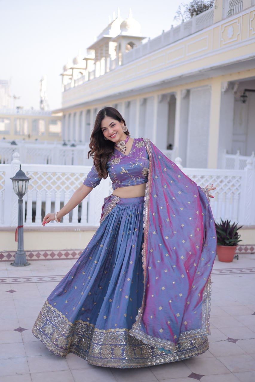 Sehen Sie umwerfend aus in diesem wunderschönen cremefarbenen Lehenga-Set