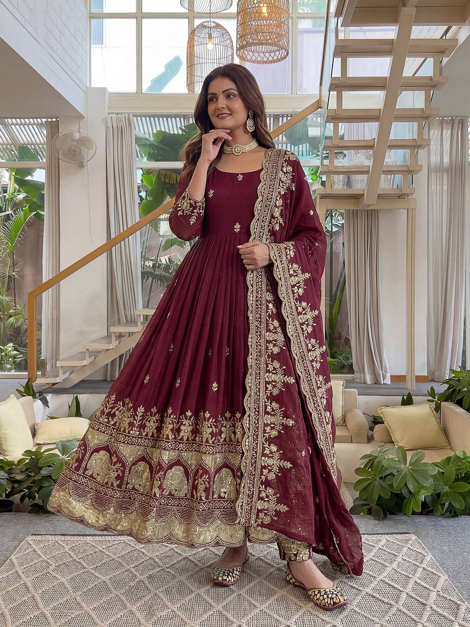 Royal Anarkali that speaks elegance in every thread gown