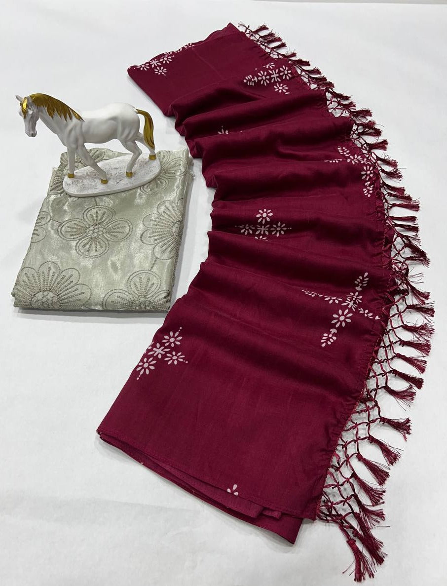 Cotton saree with Embroidery Work Blouse